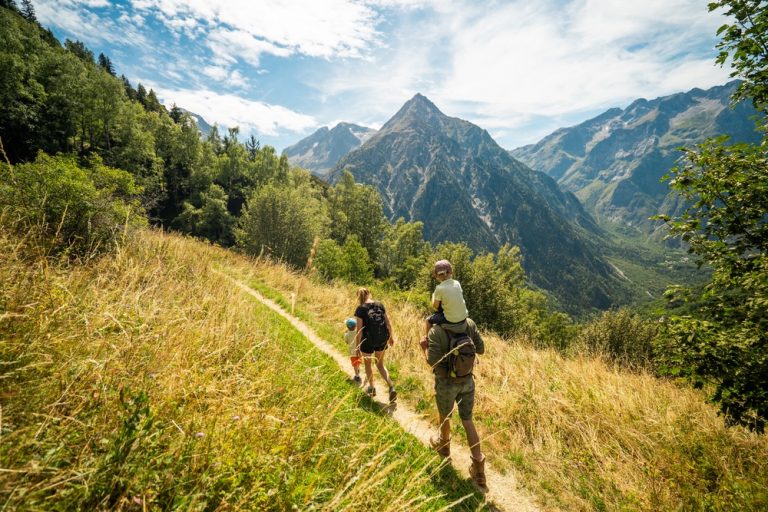 Les 2 Alpes In Summer – A Paradise For Hikers &#038; Bikers